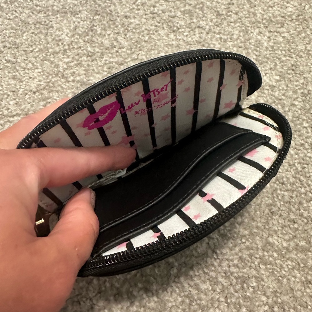 Betsy Johnson Cat Wallet! - Picture 3 of 3